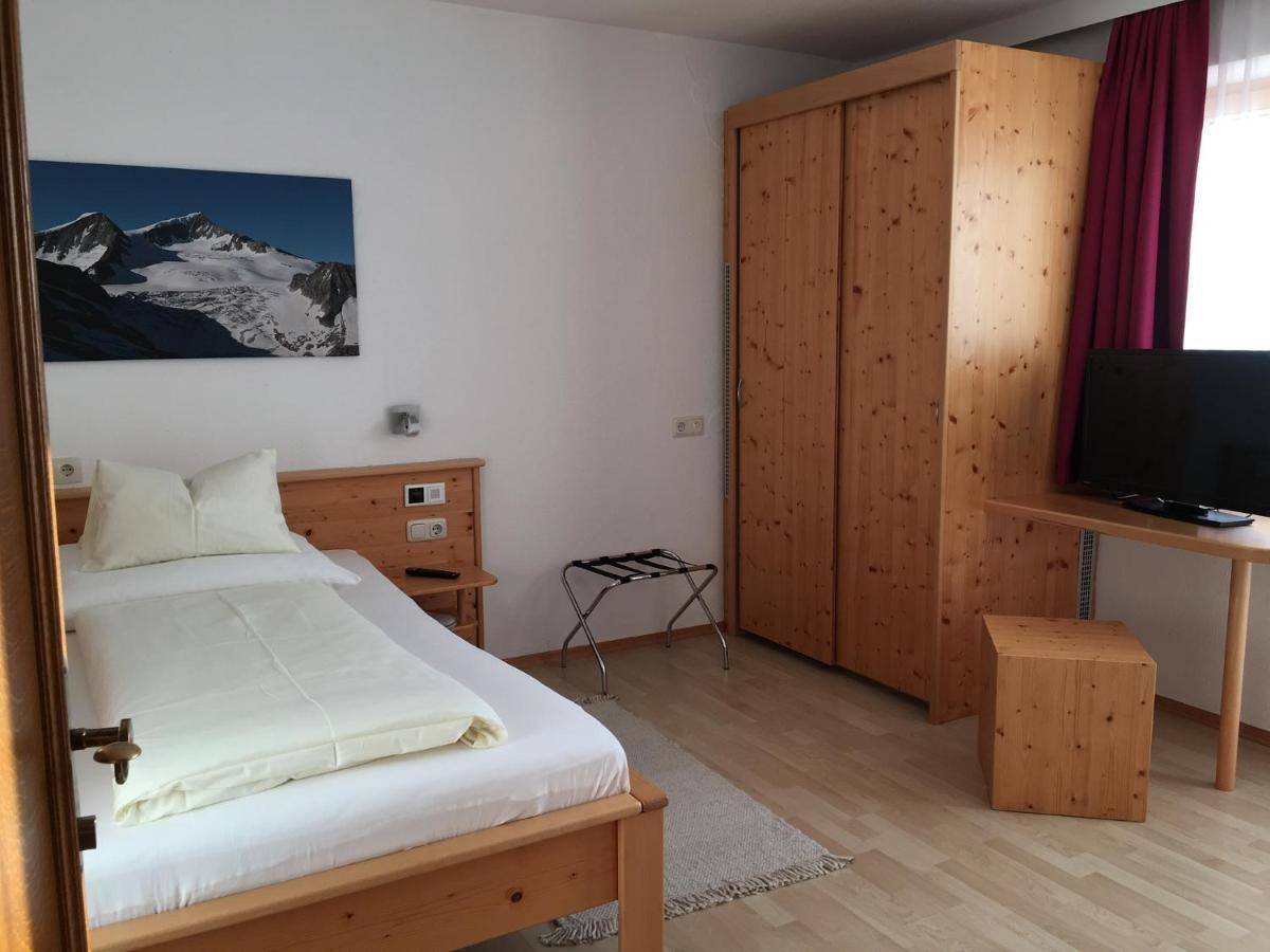 Pension Kristall Bramberg am Wildkogel Exteriör bild