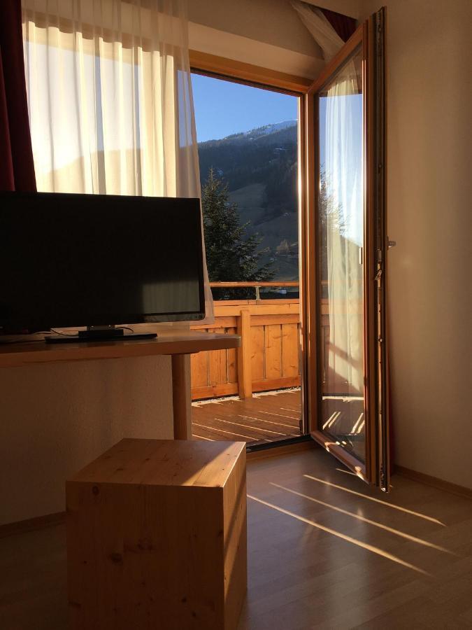 Pension Kristall Bramberg am Wildkogel Exteriör bild