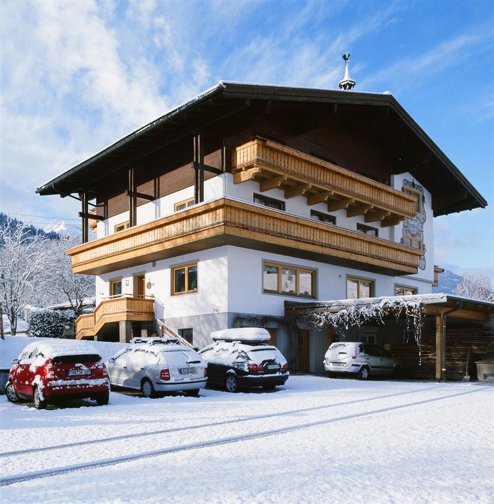 Pension Kristall Bramberg am Wildkogel Exteriör bild